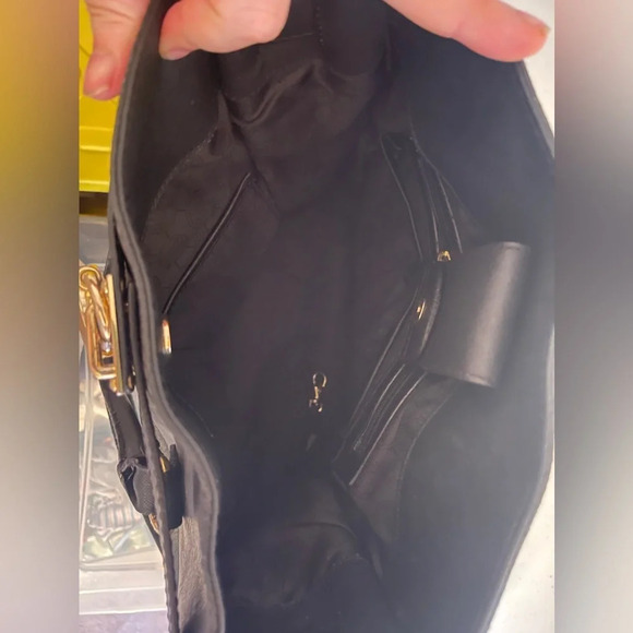 Michael Kors Hamilton Black Large Tote Bag - Picture 8 of 8